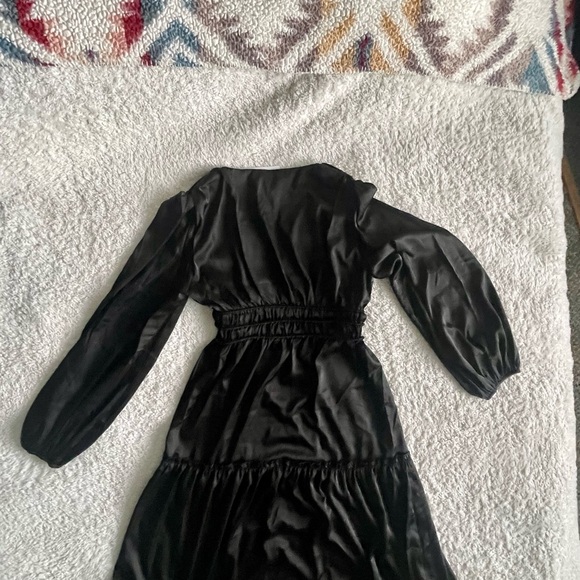 Petal & Pup Black Rowen Long Sleeve Maxi Dress Small Polyester Romantic - Picture 10 of 12